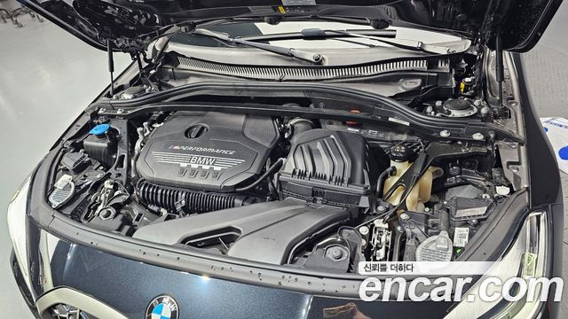 BMW 1-Series 2024 — photo 6