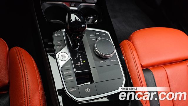 BMW 1-Series 2024 — photo 12