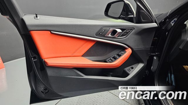 BMW 1-Series 2024 — photo 14