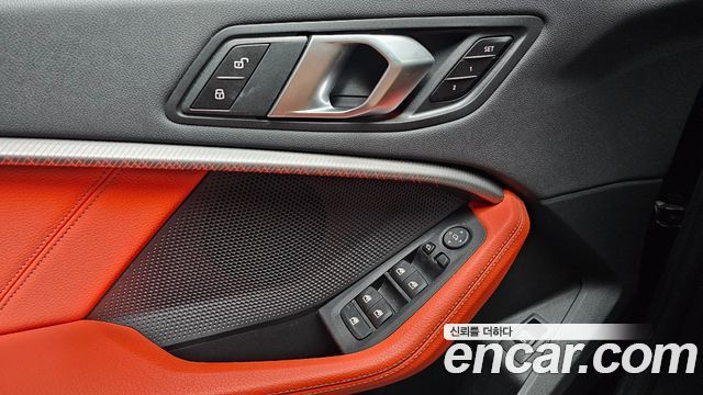 BMW 1-Series 2024 — photo 28