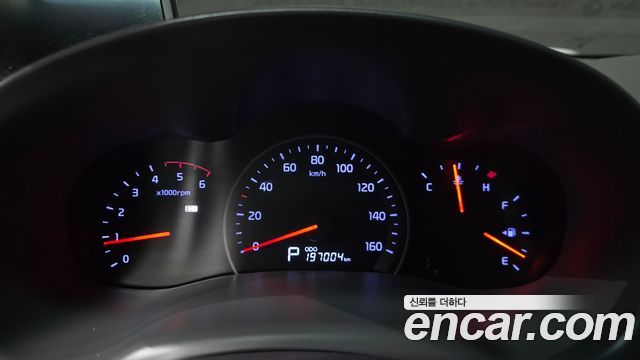 Kia Canival 2014 — photo 8