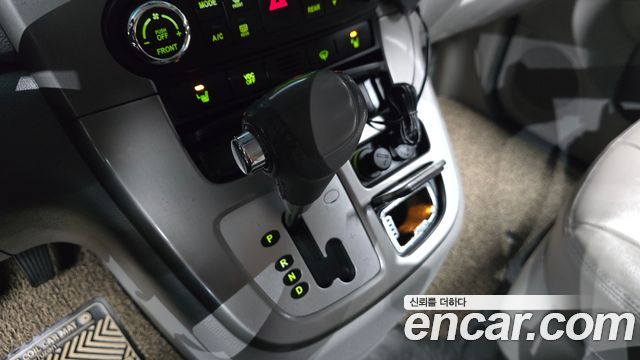 Kia Canival 2014 — photo 9