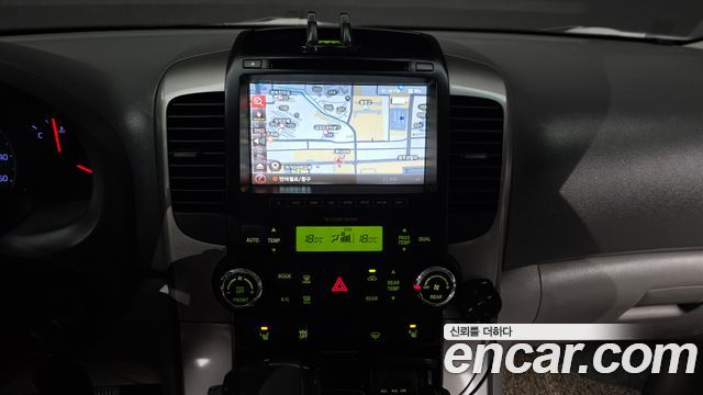 Kia Canival 2014 — photo 13