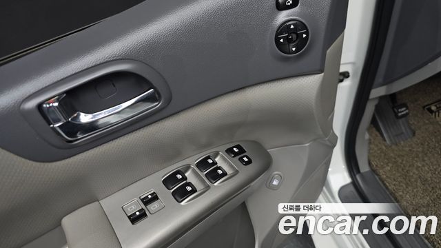 Kia Canival 2014 — photo 15