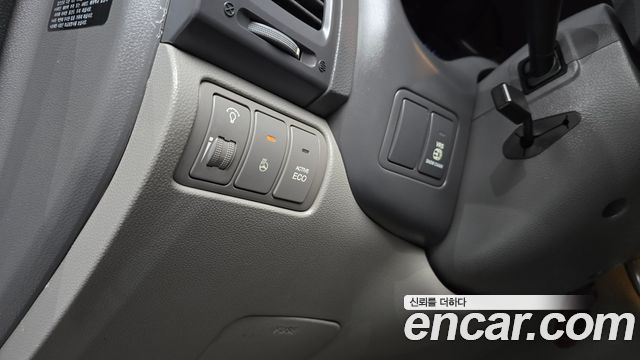 Kia Canival 2014 — photo 16