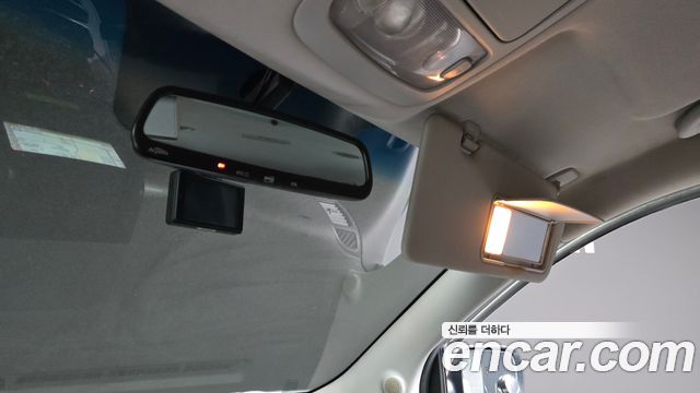 Kia Canival 2014 — photo 17