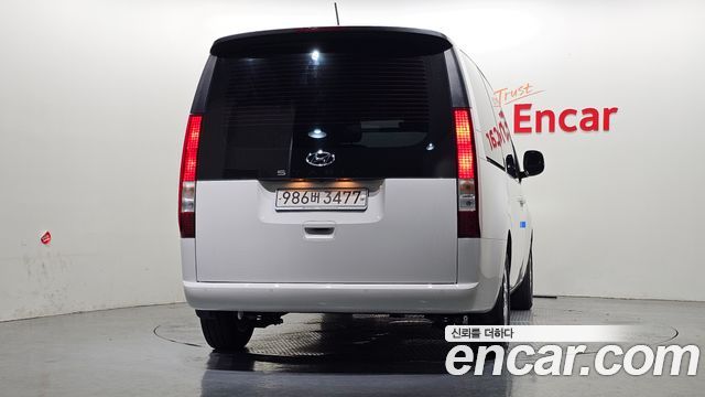 Hyundai Staria 2024 — photo 4