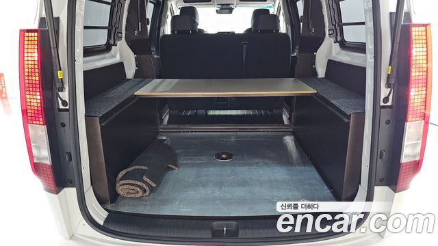 Hyundai Staria 2024 — photo 17