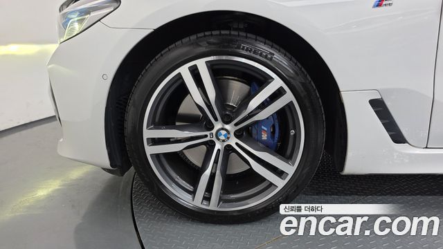 BMW Gran Turismo 2022 — photo 5