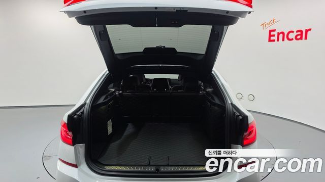 BMW Gran Turismo 2022 — photo 26