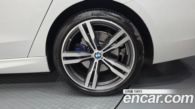 BMW Gran Turismo 2022 — photo 7