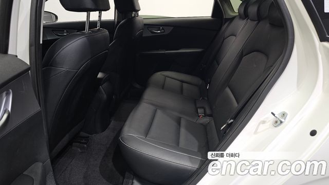 Kia K3 2022 — photo 18
