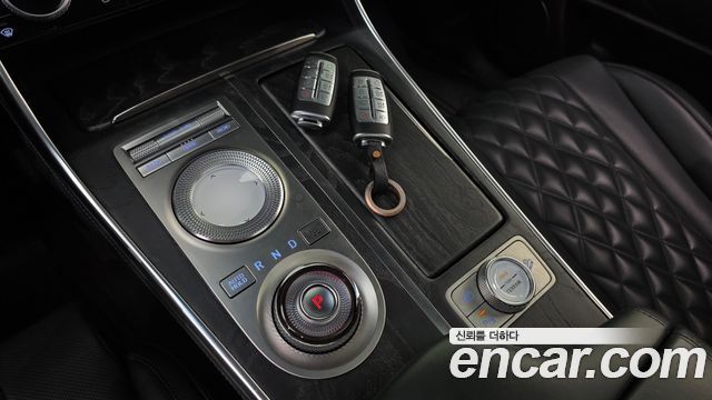 Genesis GV80 2020 — photo 9