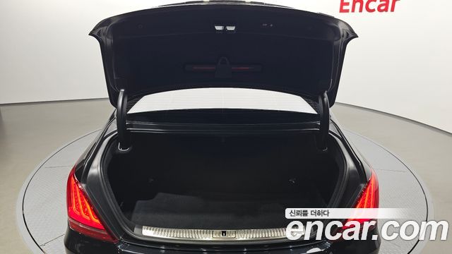 Genesis EQ900 2018 — photo 26