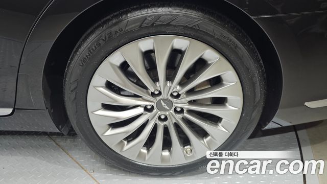 Genesis EQ900 2018 — photo 30