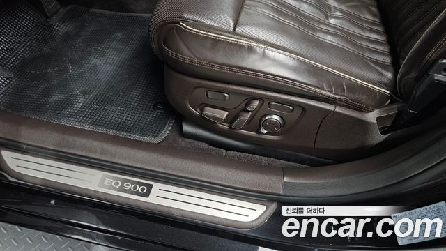 Genesis EQ900 2018 — photo 32