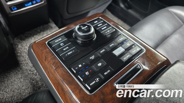 Hyundai Equus 2013 — photo 19