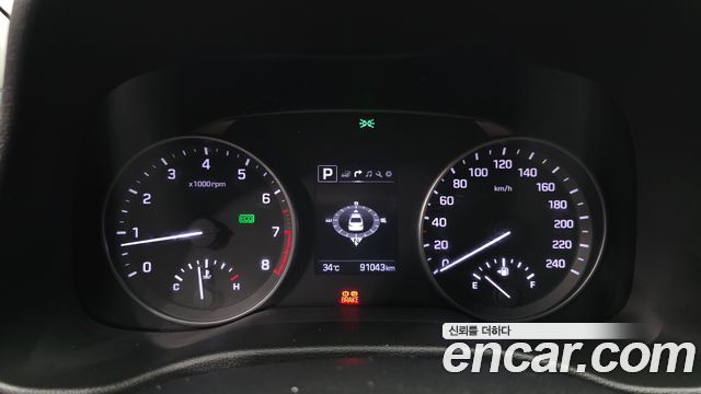 Hyundai AVANTE 2016 — photo 8