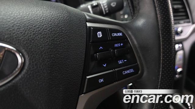 Hyundai AVANTE 2016 — photo 16
