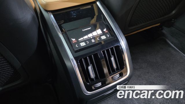 Volvo S90 2021 — photo 17
