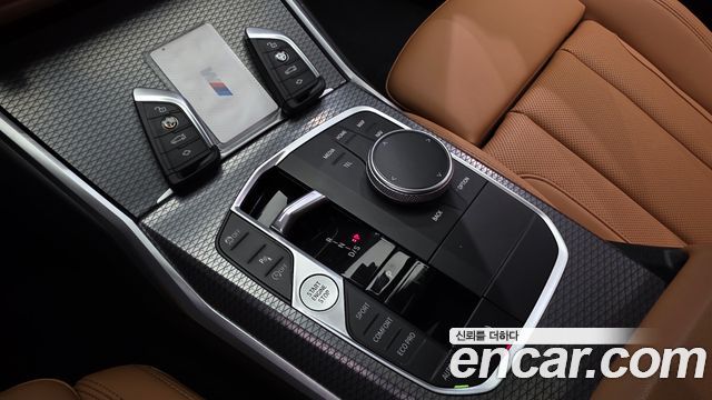 BMW 3-Series 2024 — photo 12