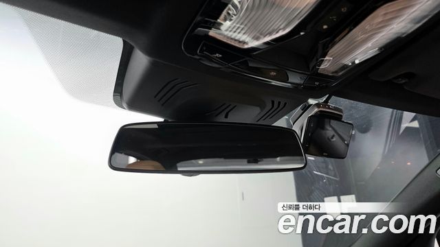 BMW 3-Series 2024 — photo 29