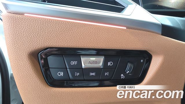 BMW 3-Series 2024 — photo 30