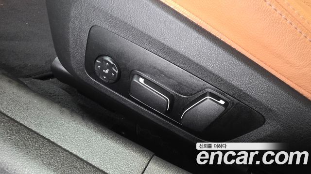 BMW 3-Series 2024 — photo 31