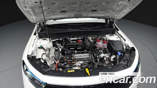 Mercedes-Benz EQB 2026 — photo 6