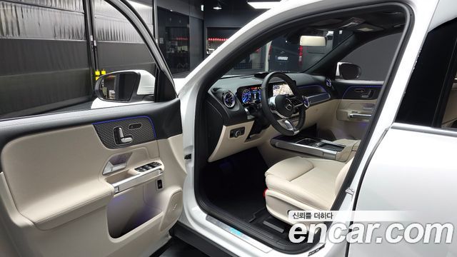 Mercedes-Benz EQB 2026 — photo 10