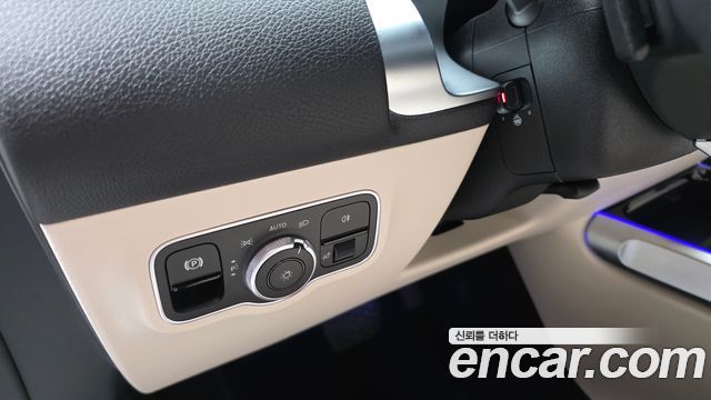 Mercedes-Benz EQB 2026 — photo 17