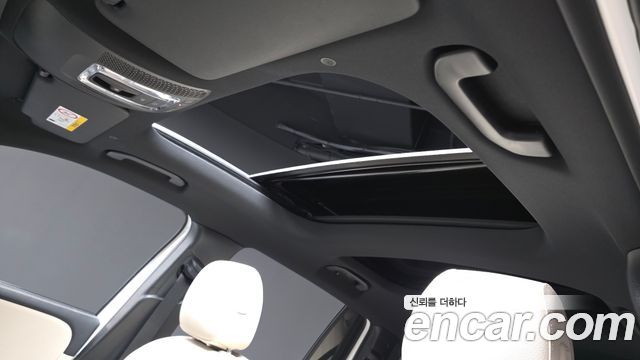 Mercedes-Benz EQB 2026 — photo 19