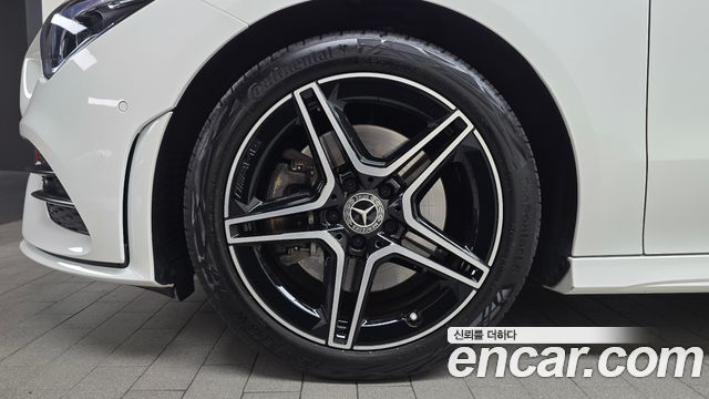 Mercedes-Benz CLA-Class 2023 — photo 5