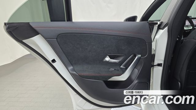 Mercedes-Benz CLA-Class 2023 — photo 15
