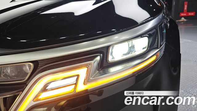 Kia Canival 2022 — photo 8
