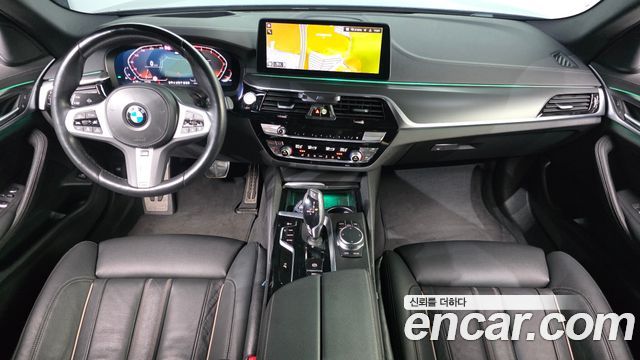 BMW 5-Series 2022 — photo 7