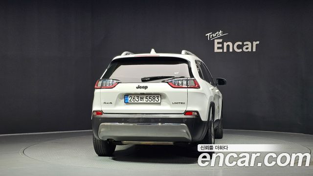 Jeep Cherokee 2020 — photo 4