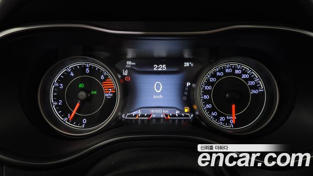 Jeep Cherokee 2020 — photo 8