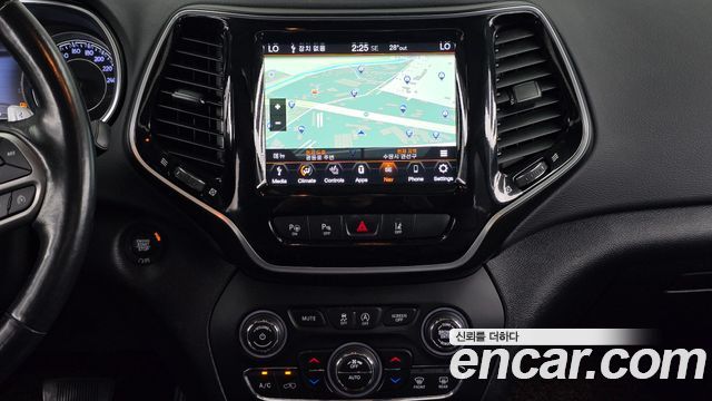 Jeep Cherokee 2020 — photo 14