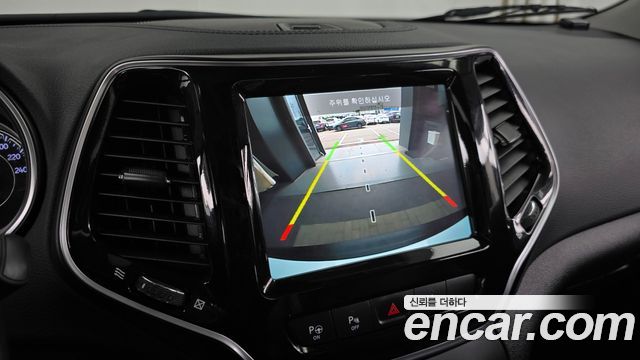 Jeep Cherokee 2020 — photo 15