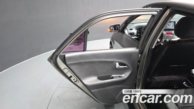 Kia morning 2013 — photo 15