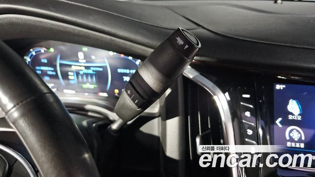 Cadillac Escalade 2020 — photo 12