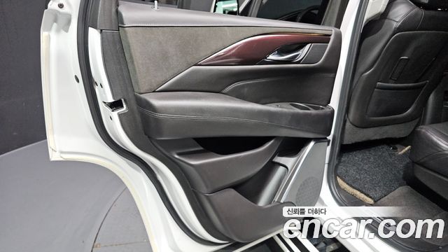 Cadillac Escalade 2020 — photo 15