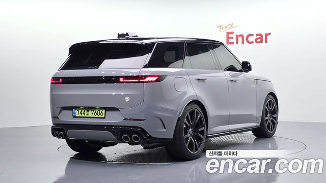 Land Rover Range Rover Sport 2025 — photo 2
