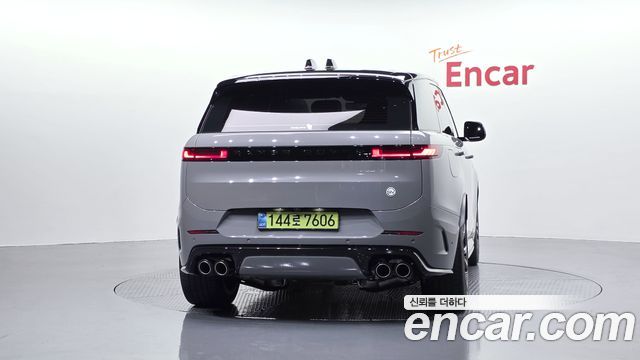 Land Rover Range Rover Sport 2025 — photo 4