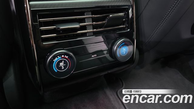 Land Rover Range Rover Sport 2025 — photo 17