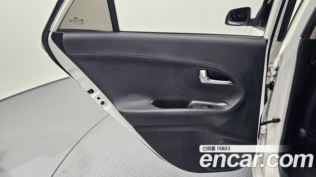 Kia morning 2012 — photo 15