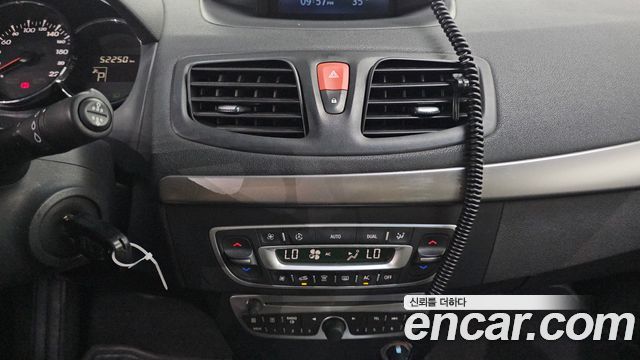 Renault Korea SM3 2010 — photo 14
