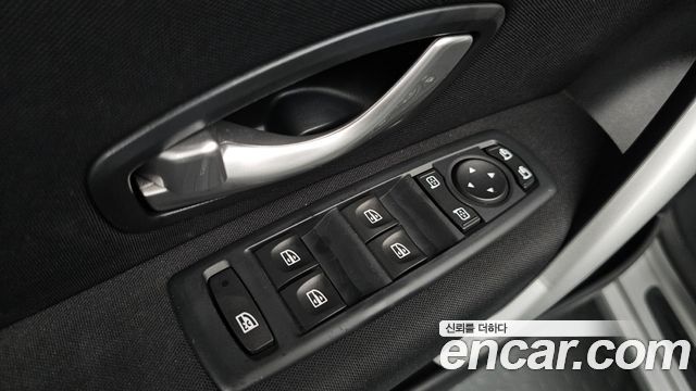 Renault Korea SM3 2010 — photo 16