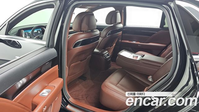 Genesis G90 2022 — photo 18